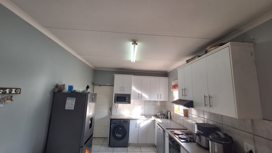 3 Bedroom Property for Sale in Velddrif Western Cape